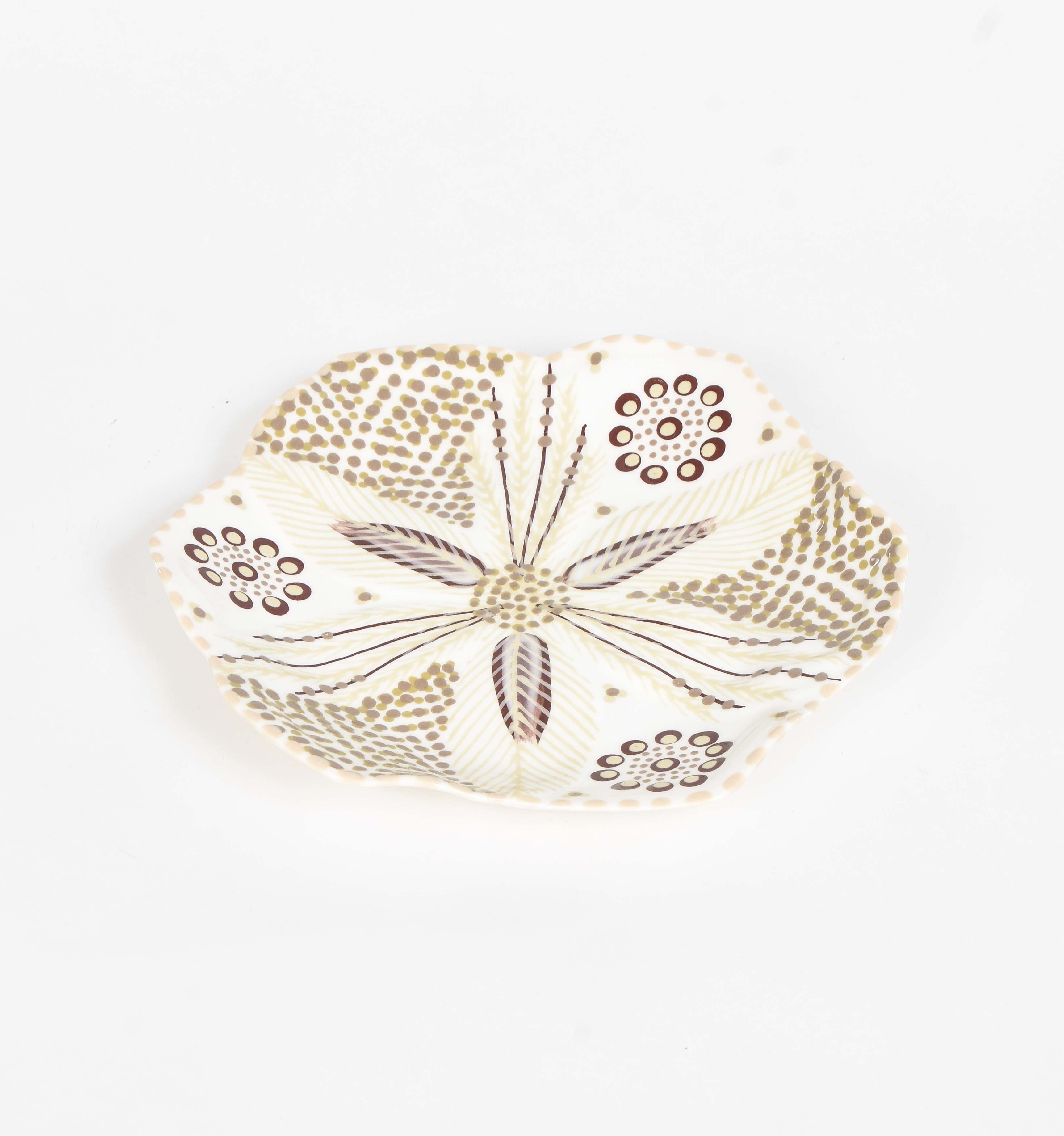 Winter Tulip Dinner Service
