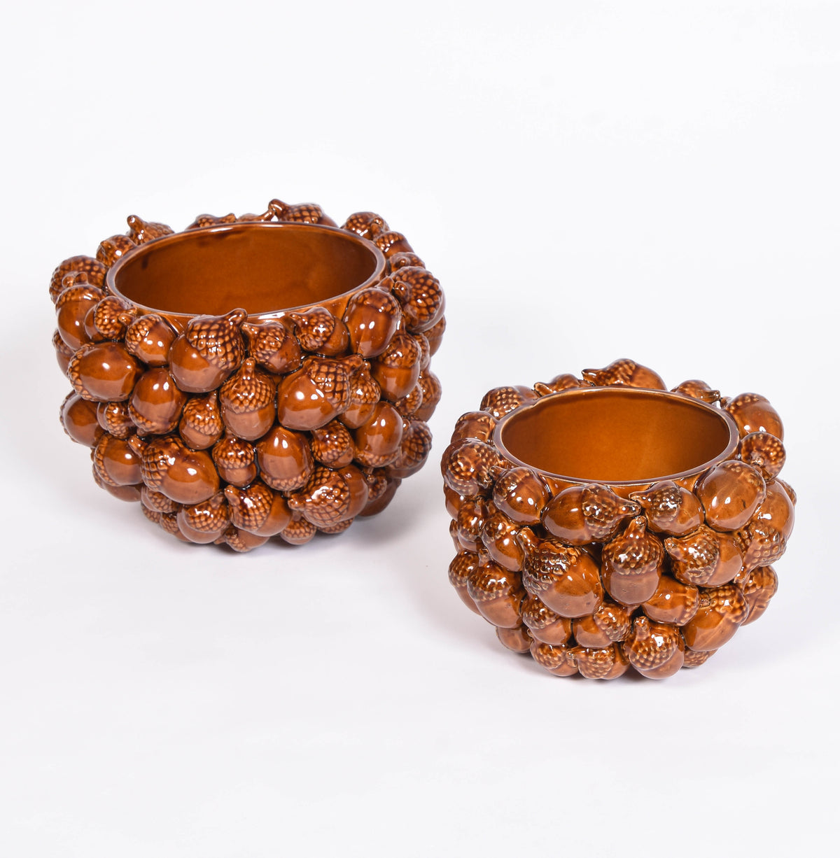 Chestnut Acorn Planter