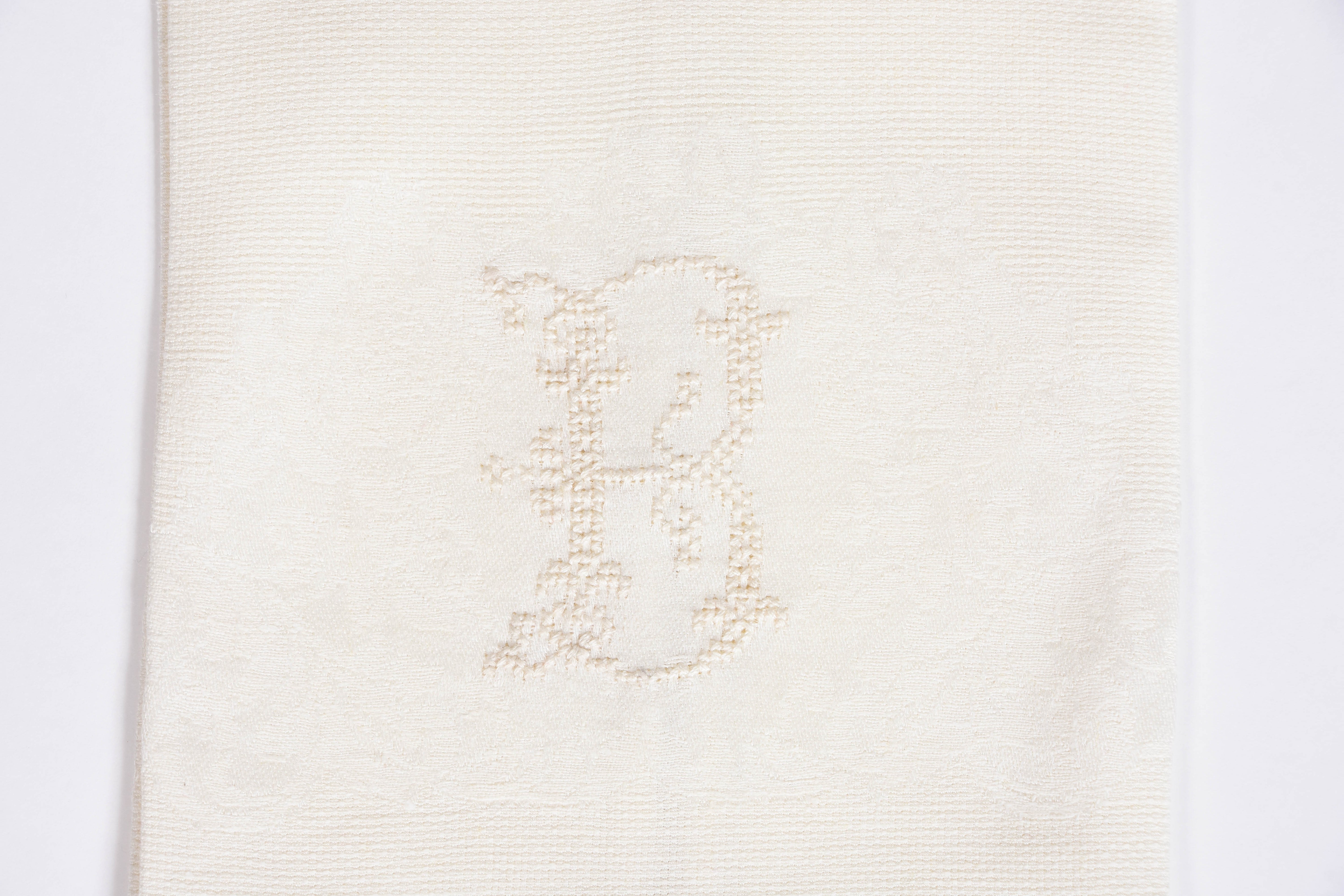 Set of 2 Monogram Guest Towels