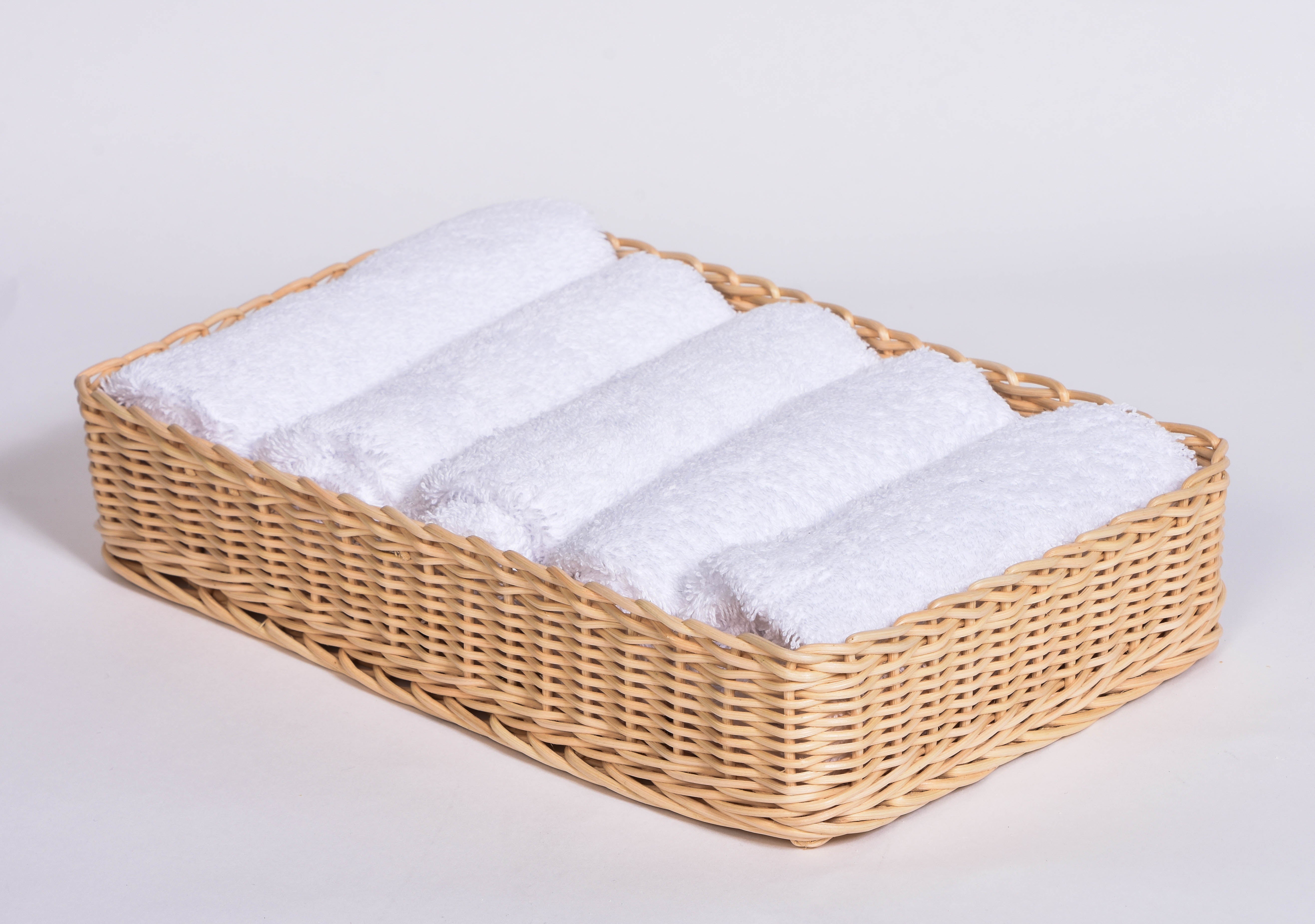 Wicker Tray & Towels
