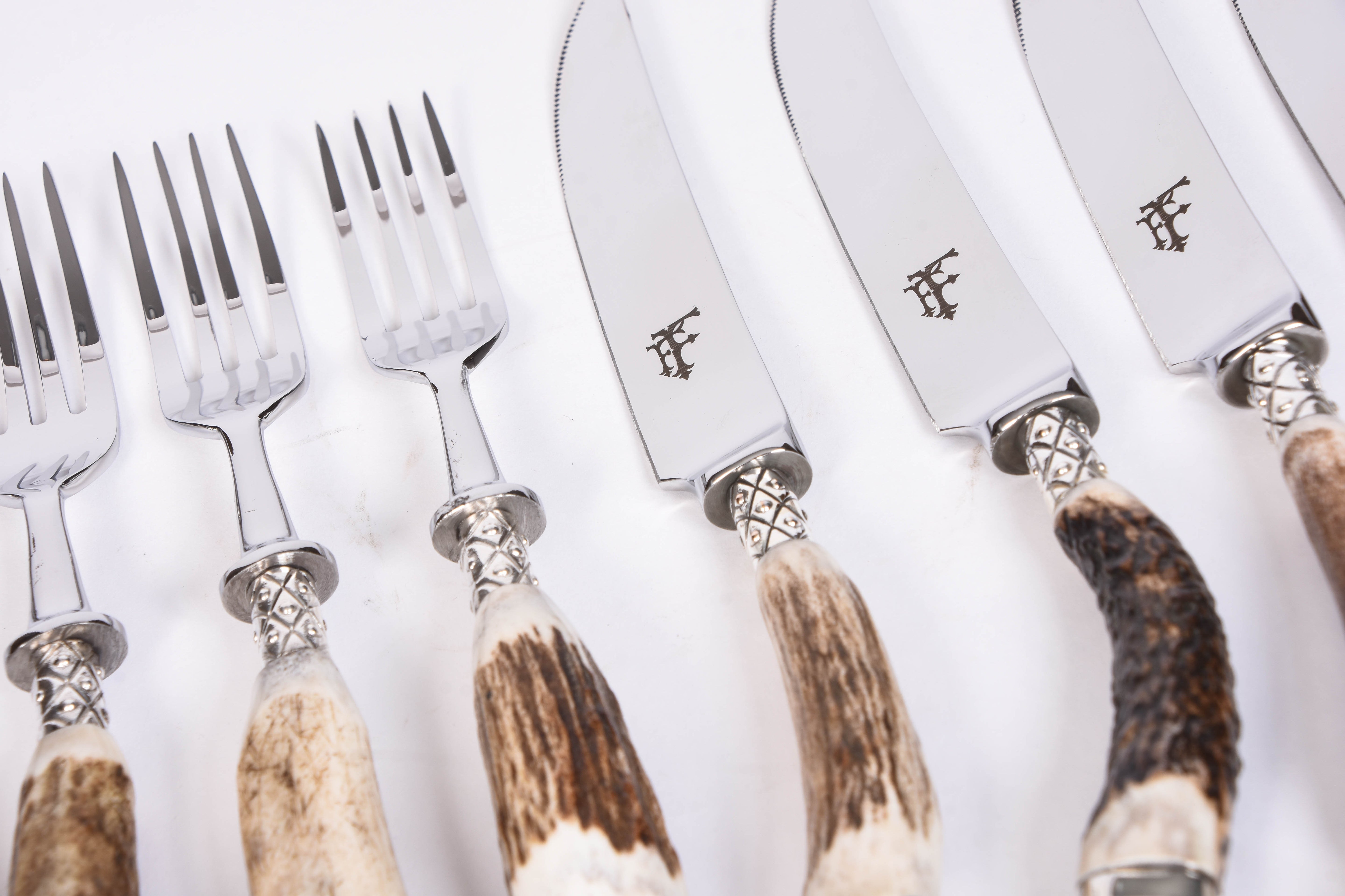 Set of 6 Stag Antler Cutlery with Box