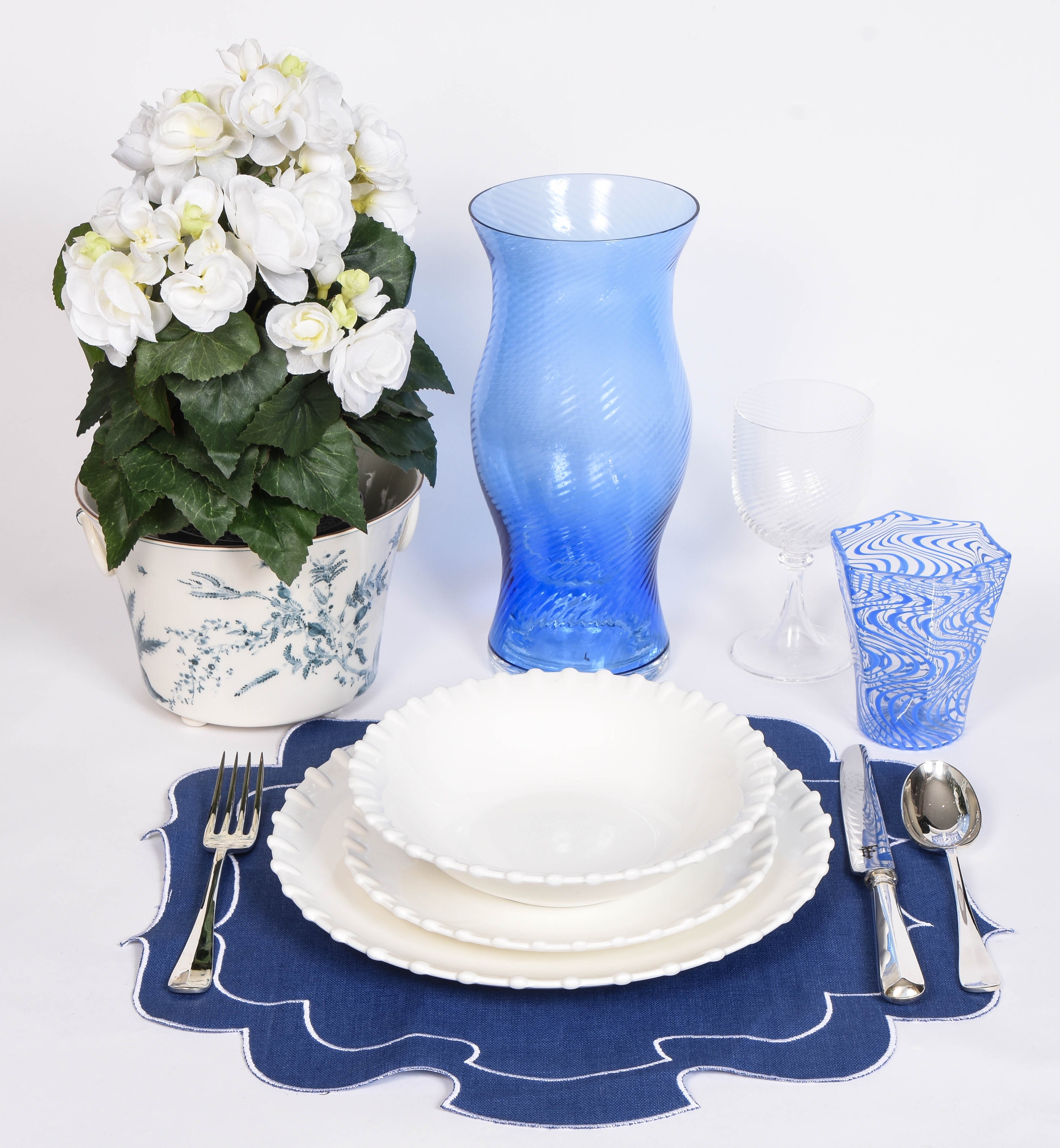 White Romeo Dinnerware