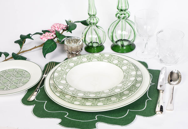 Intrigo Dinner Service