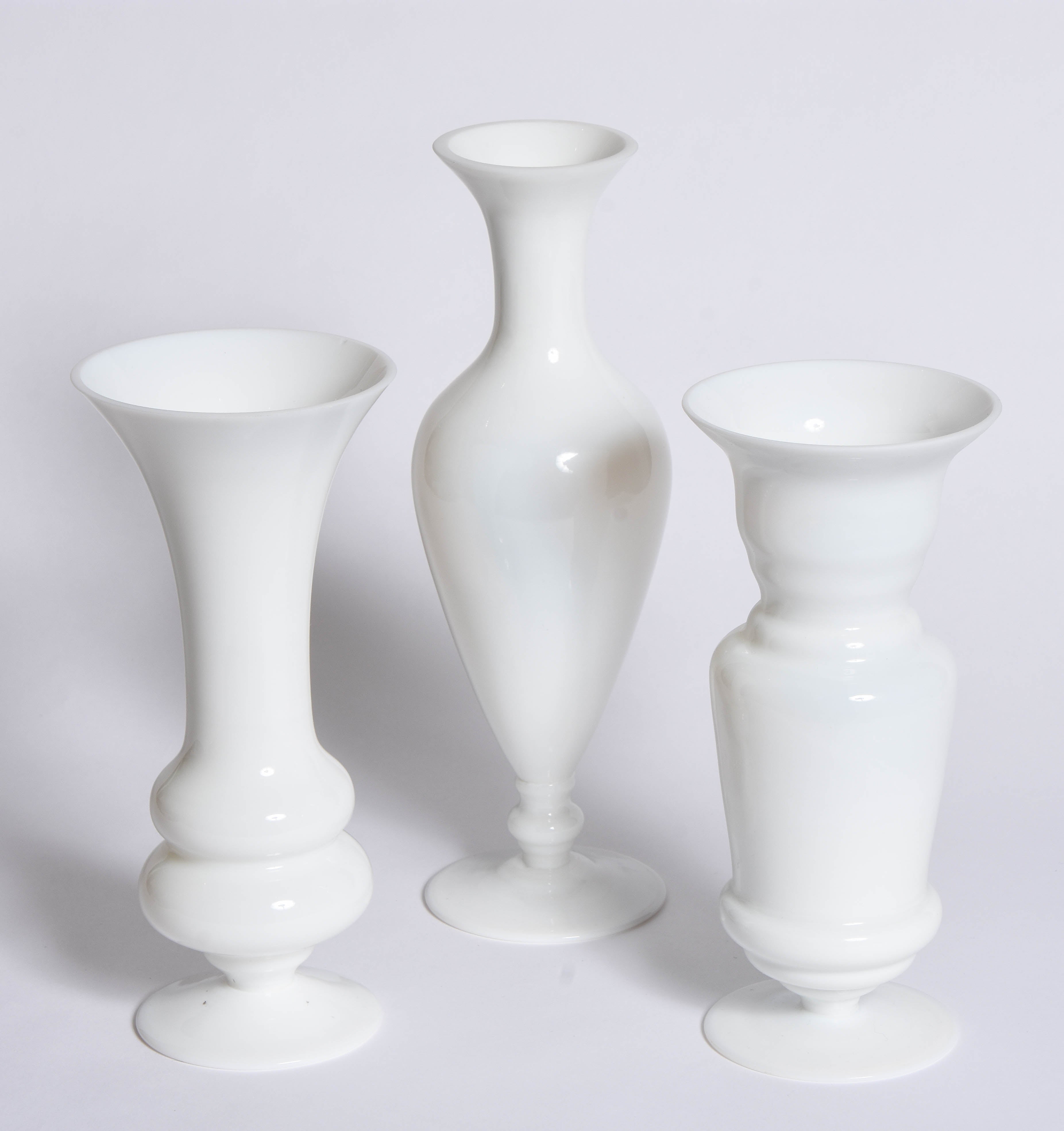 White Donata Vase Set