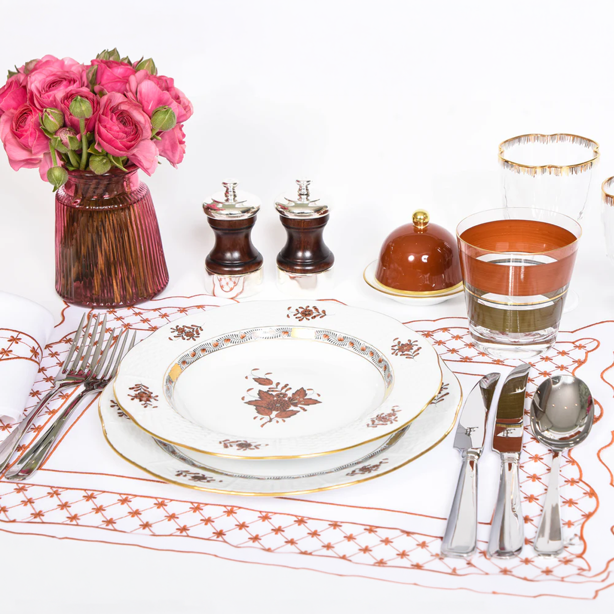 Herend Apponyi Chesnut Dinner Service