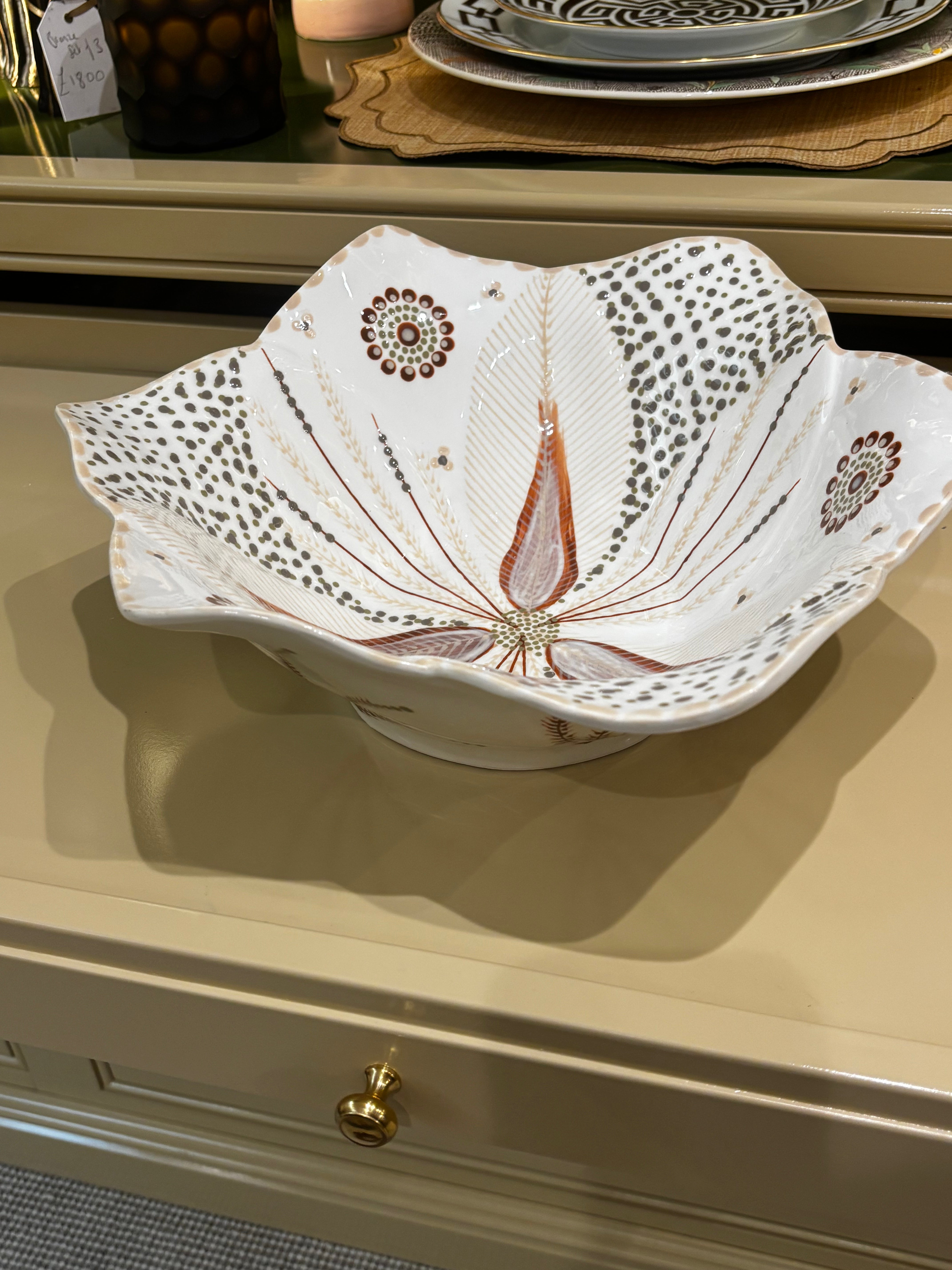 Winter Tulip Dinner Service