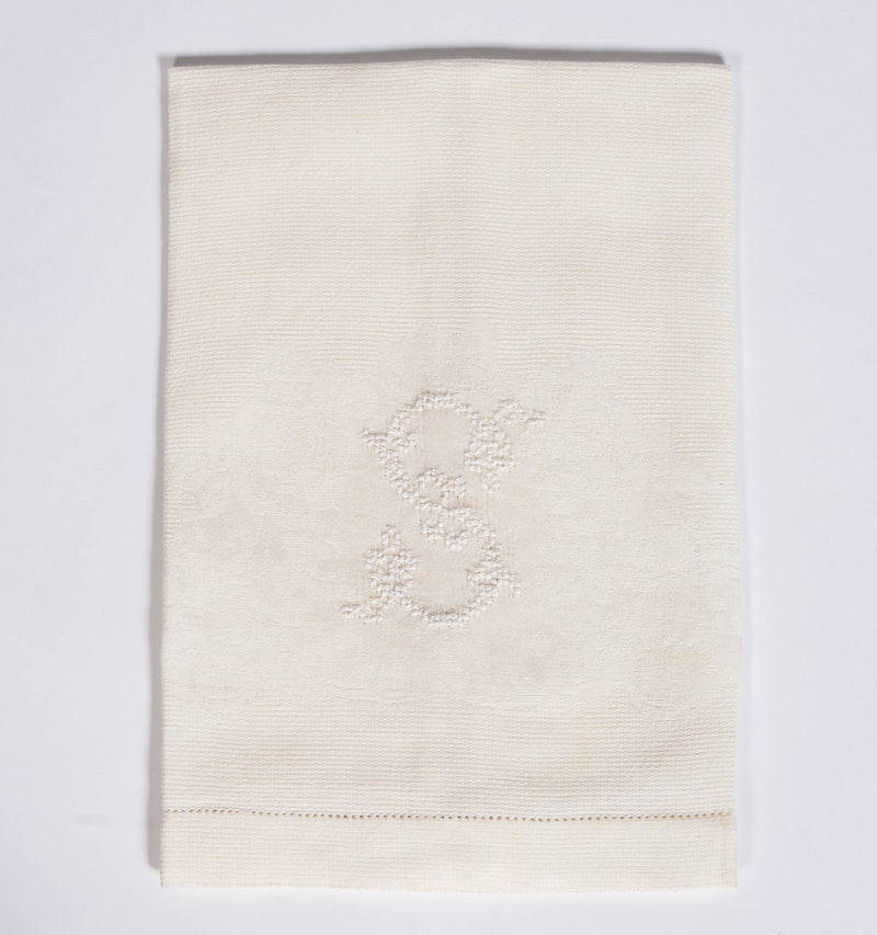 Set of 2 Monogram Guest Towels