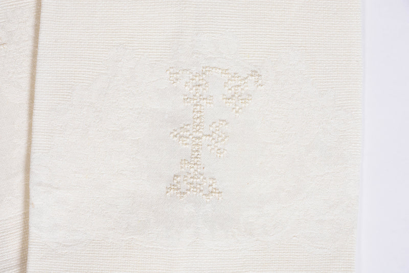 Set of 2 Monogram Guest Towels