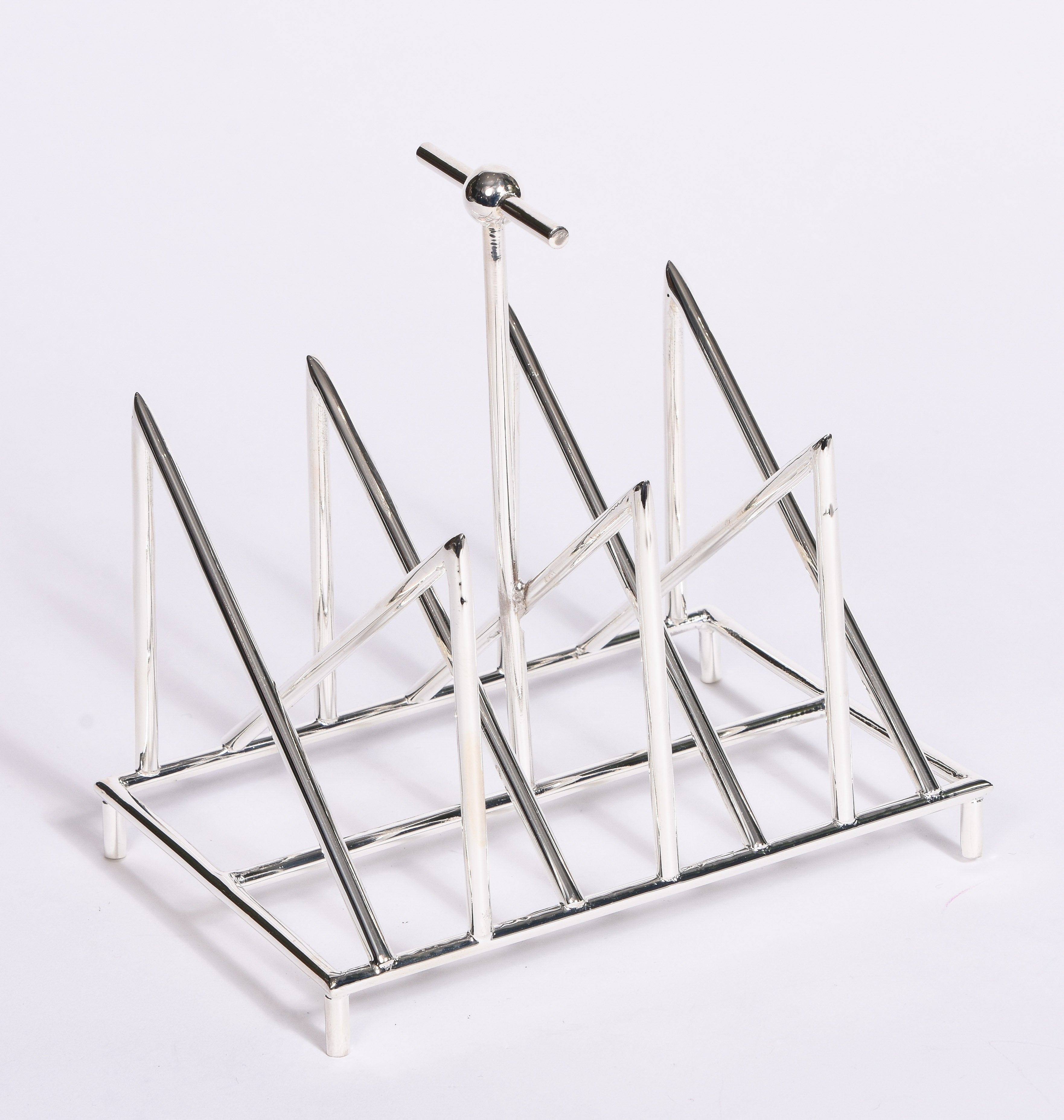Crossed Triangles Toast Rack